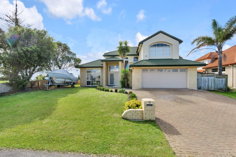 11 Corta Bella Place, Golflands, Auckland - Carousel 2