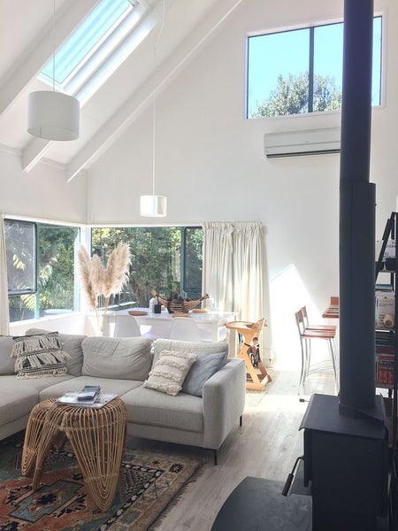 26 Frank Street, Oneroa, Waiheke Island - Carousel 1