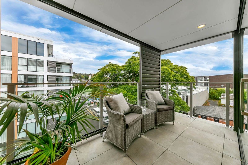 401/10 Lion Place, Epsom, Auckland - Carousel 1