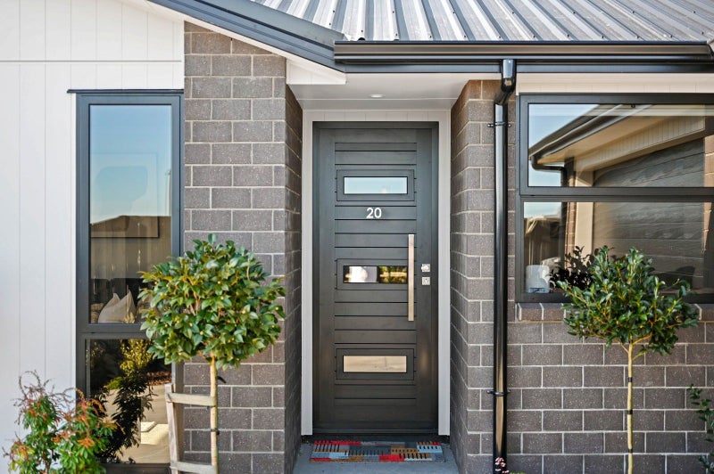 20 Maanihi Drive, Rototuna North, Hamilton - Carousel 2