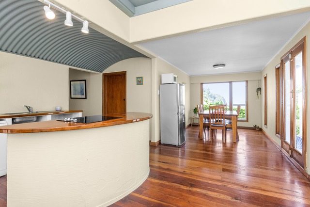 26 Coote Road, Bluff Hill, Napier - Carousel 2