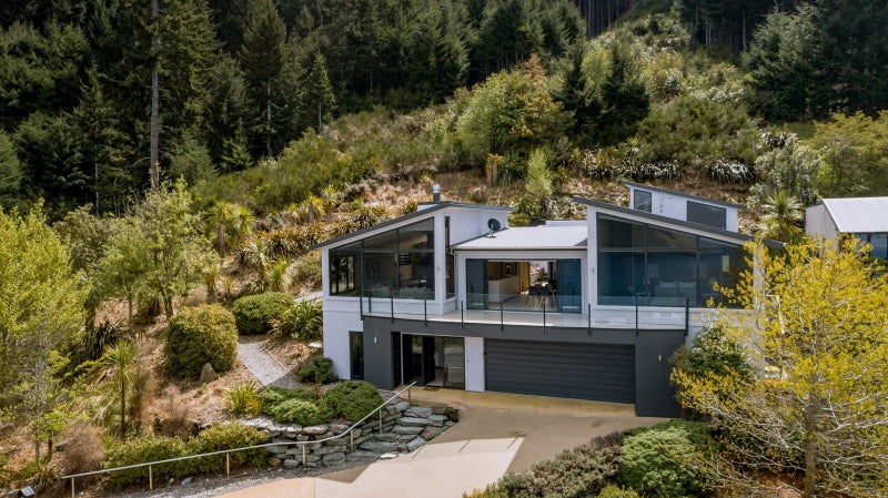 145 Wynyard Crescent, Fernhill, Queenstown - Carousel 30