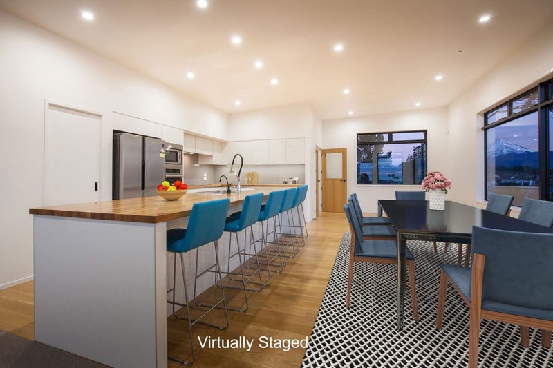 41 Veale Road, Frankleigh Park, New Plymouth - Carousel 2