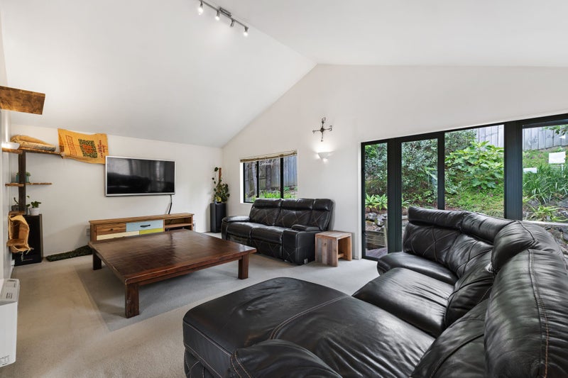 30 Glenwood Avenue, Birkenhead, Auckland - Carousel 2