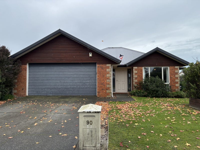90 Beechwood Drive, Northwood, Christchurch - Carousel 1