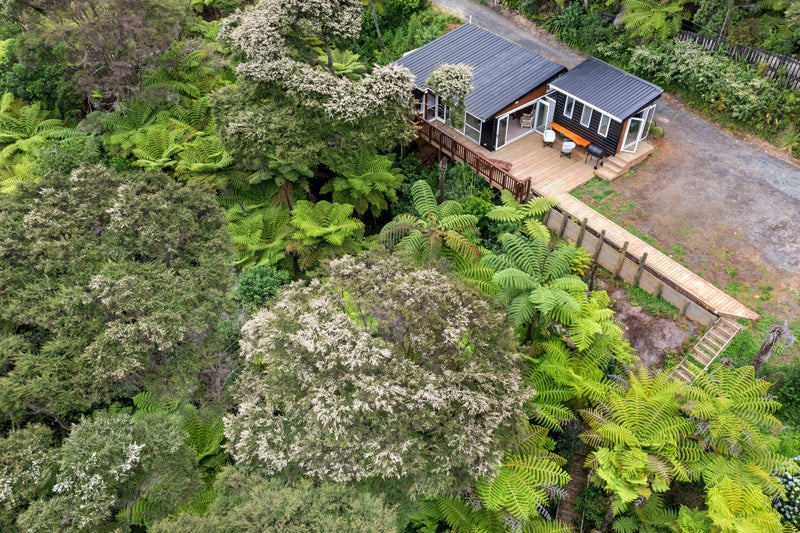 104B Greenslade Road, Raglan - Carousel 35