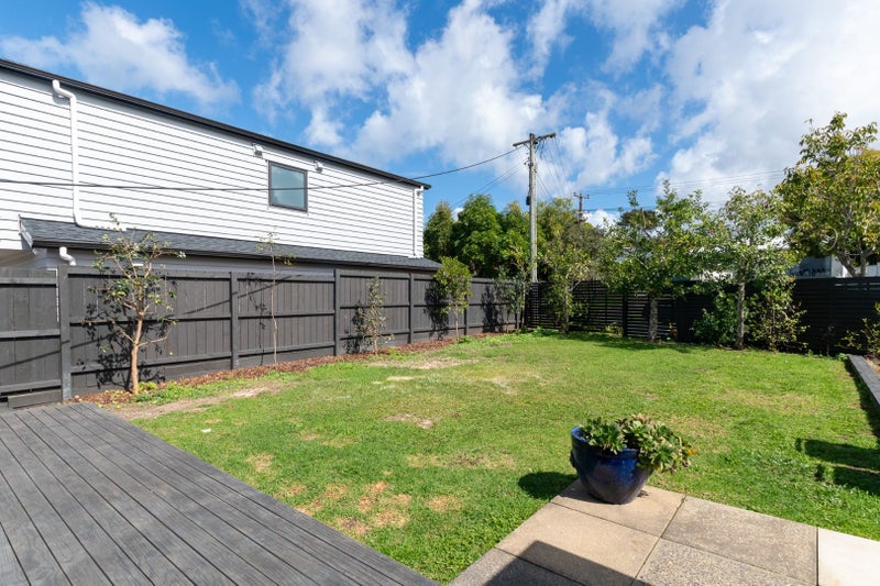 52 Parker Avenue, New Lynn, Auckland - Carousel 14