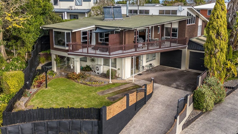 23 Northview Lane, Nawton, Hamilton - Carousel 1