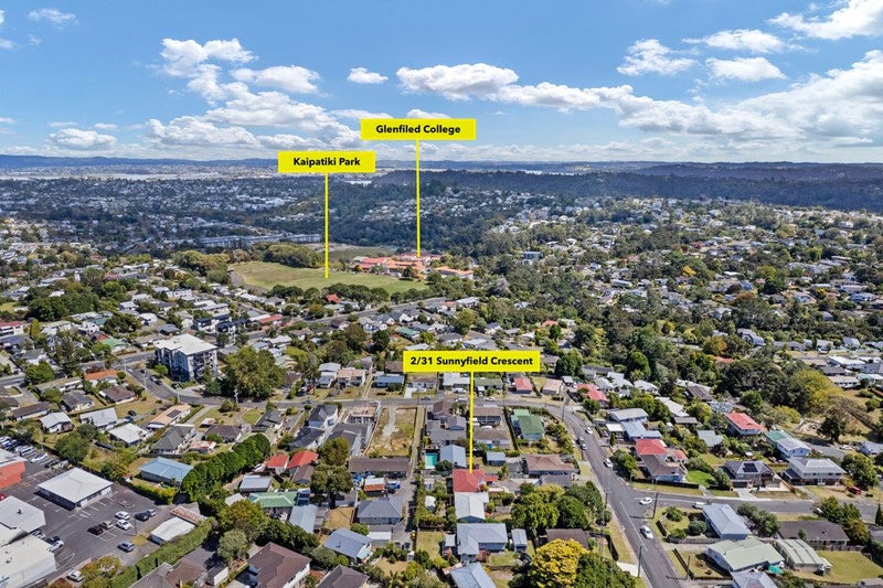 2/31 Sunnyfield Crescent, Glenfield, Auckland - Carousel 31