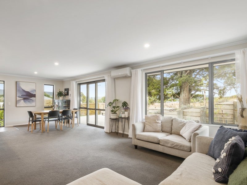 26 Genia Drive, Wakefield - Carousel 2