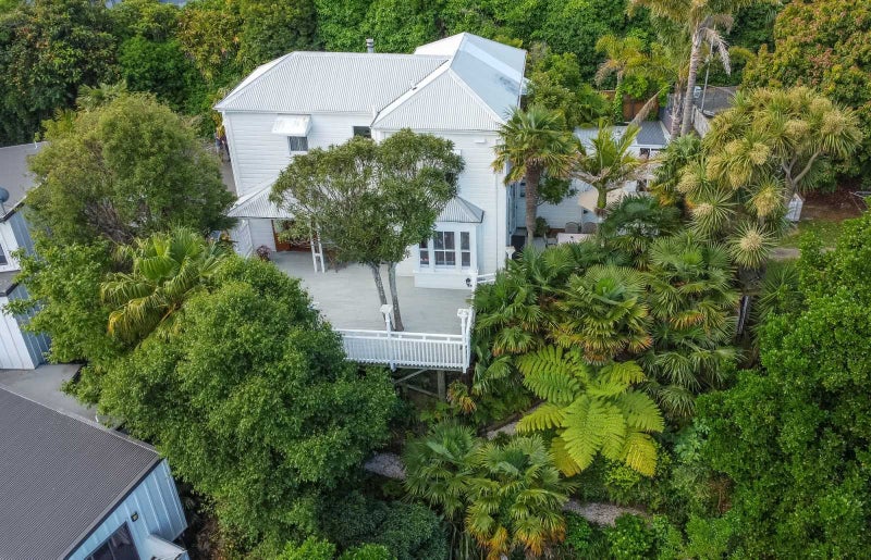 5 Corry Avenue, Bluff Hill, Napier - Carousel 20