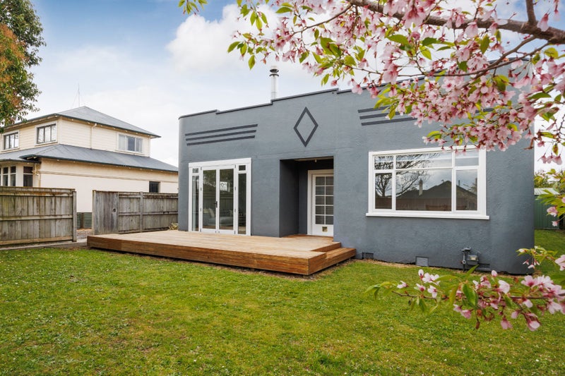 26 Limbrick Street, Terrace End, Palmerston North - Carousel 1