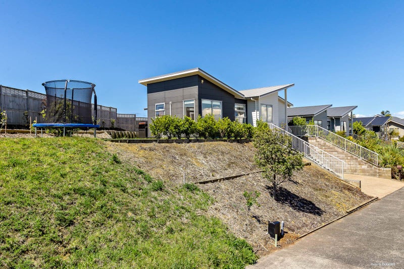 10 Barcliff Terrace, Gulf Harbour, Whangaparaoa - Carousel 2