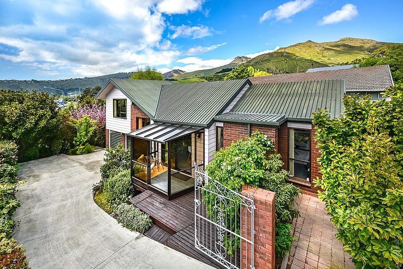 5 Avoca Valley Road, Heathcote Valley, Christchurch - Carousel 2