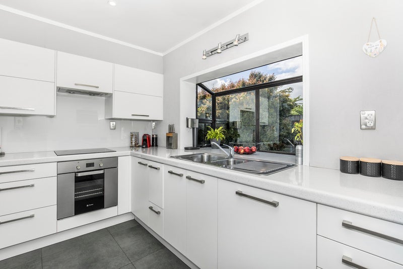 44B Manse Road, Pahurehure, Papakura - Carousel 2