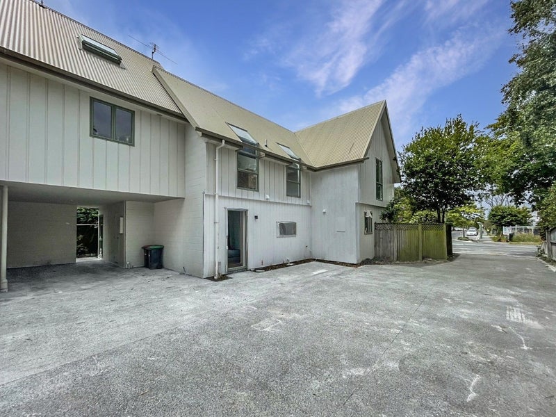 2/611 Madras Street, St Albans, Christchurch - Carousel 9