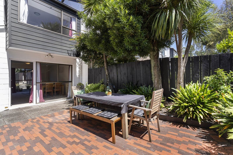 5/33 Monteith Crescent, Remuera, Auckland - Carousel 1
