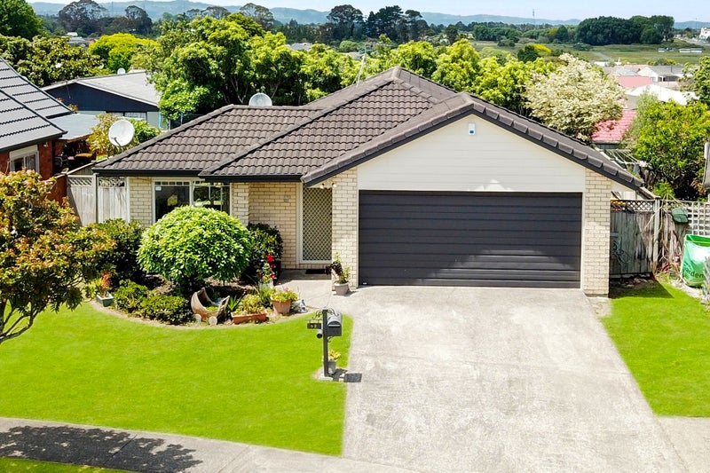 52 Stellata Court, Randwick Park, Auckland - Carousel 2