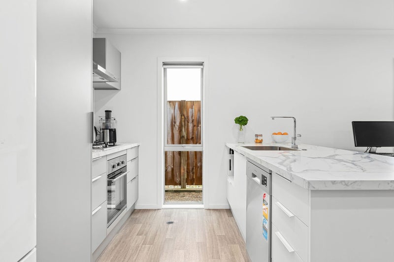 19 Rocky Road, Huntington, Hamilton - Carousel 2