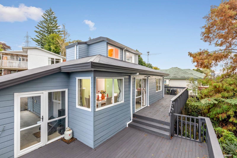 21A Caronia Crescent, Lynfield, Auckland - Carousel 1
