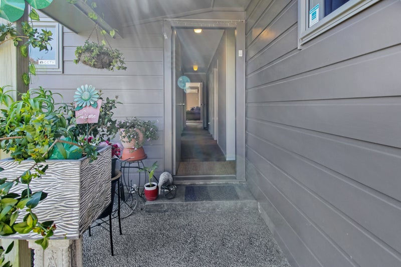33 Clyde Crescent, Roslyn, Palmerston North - Carousel 2