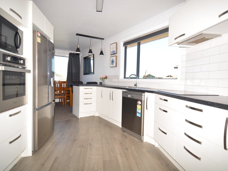 4 Mepal Place, Kingswell, Invercargill - Carousel 2