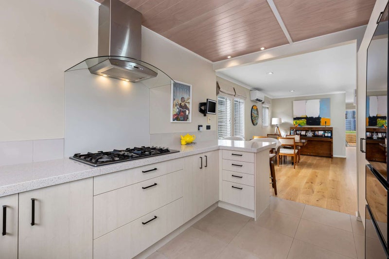 26 Cape Cod Drive, Gulf Harbour, Whangaparaoa - Carousel 2