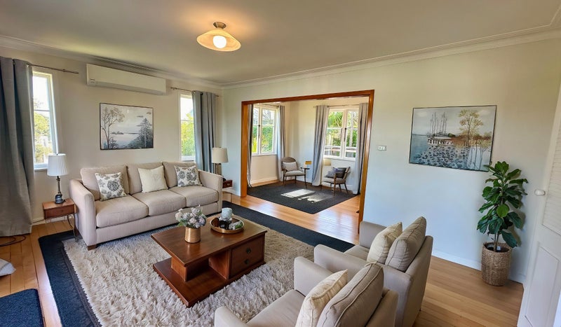 9 Waiana Avenue, Mangere Bridge, Auckland - Carousel 1