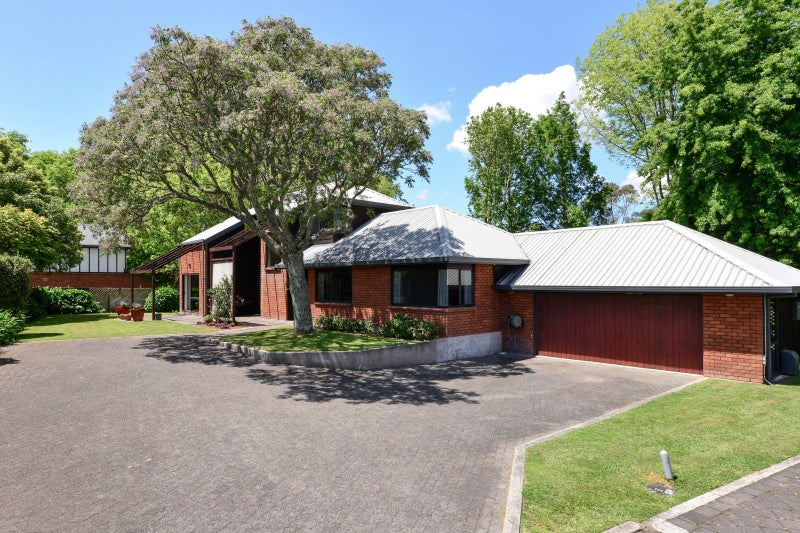 38 Woodland Drive, Flagstaff, Hamilton - Carousel 2