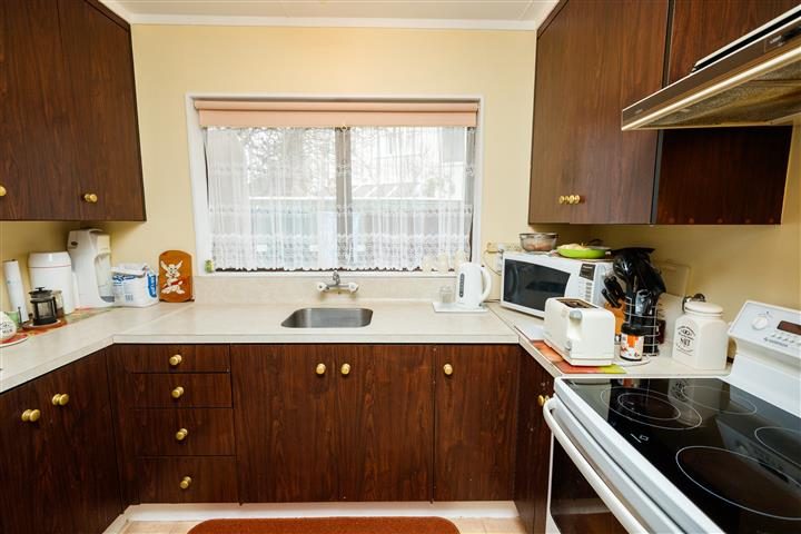 5 Jarrett Court, Roslyn, Palmerston North - Carousel 2