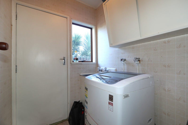 23 Skerrett Crescent, Tamatea, Napier - Carousel 11