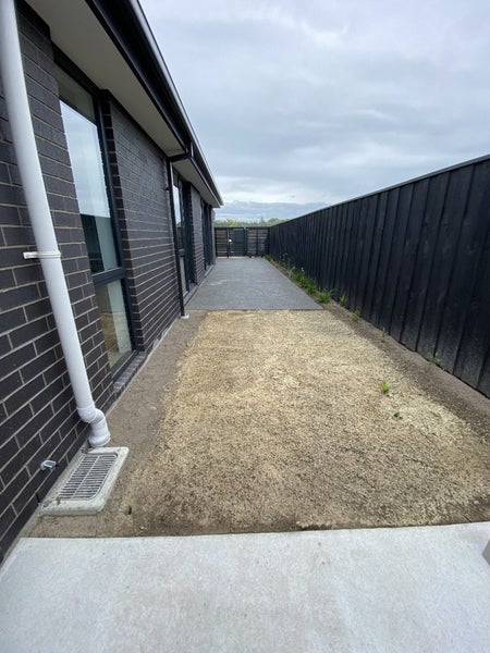 4 Accrington Drive, Marshland, Christchurch - Carousel 2