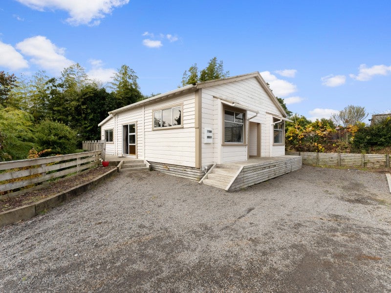 21A Falstaff Street, Stratford - Carousel 1
