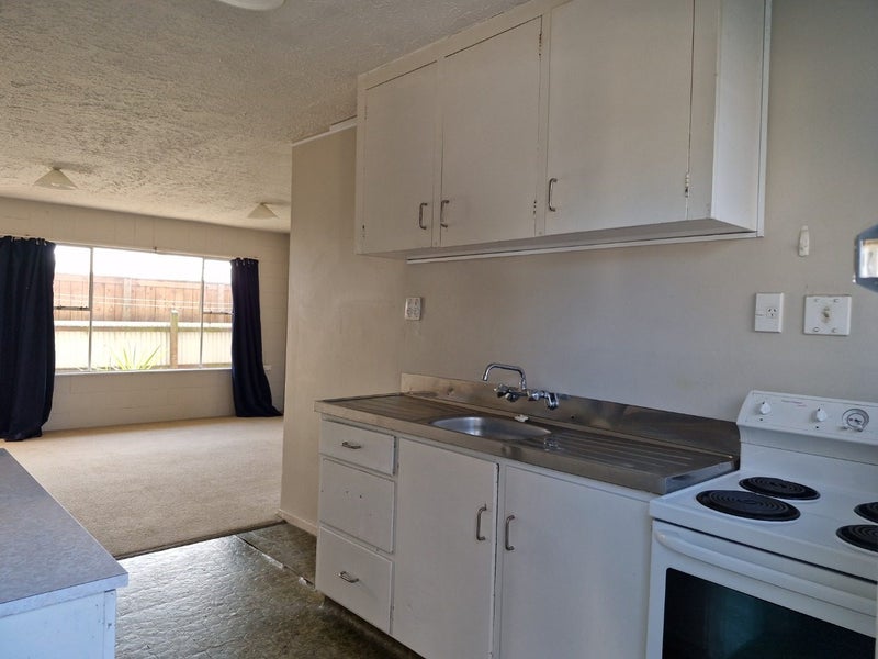 2/246 Stanmore Road, Richmond, Christchurch - Carousel 2