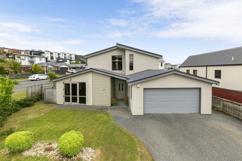 86 Kentwood Drive, Woodridge, Wellington - Carousel 1