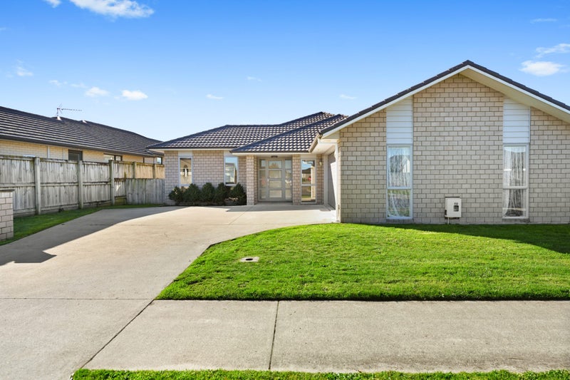 1 Astelia Lane, Rototuna North, Hamilton - Carousel 25