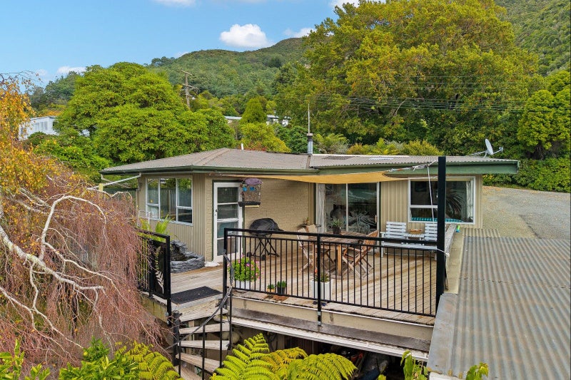 38 Moenui Road, Picton - Carousel 2