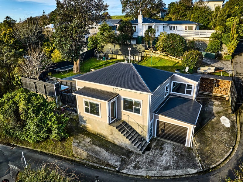 178 Newlands Road, Newlands, Wellington - Carousel 1