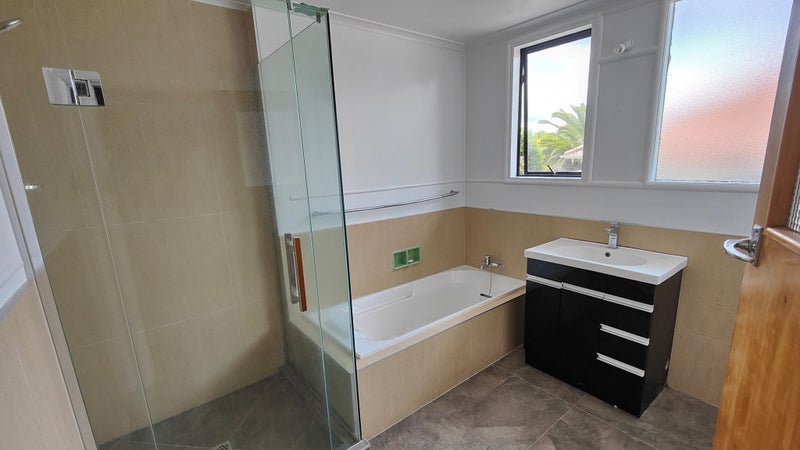 181 Cambridge Road, Hillcrest, Hamilton - Carousel 13