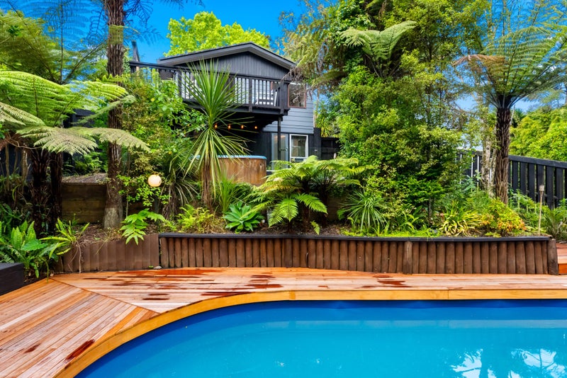 46 Simon Ellice Drive, Bayview, Auckland - Carousel 1