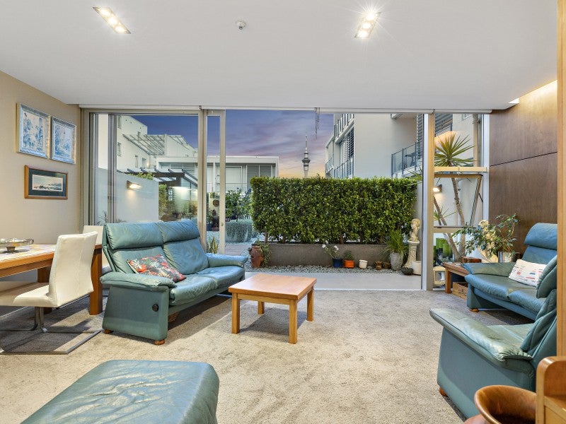 320/28 College Hill, Freemans Bay, Auckland - Carousel 1