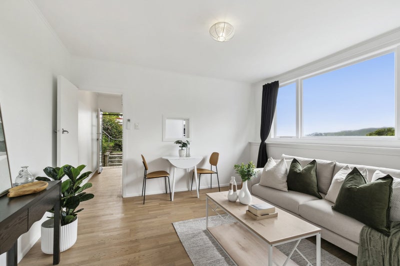 2/8 Mataroa Avenue, Northland, Wellington - Carousel 2