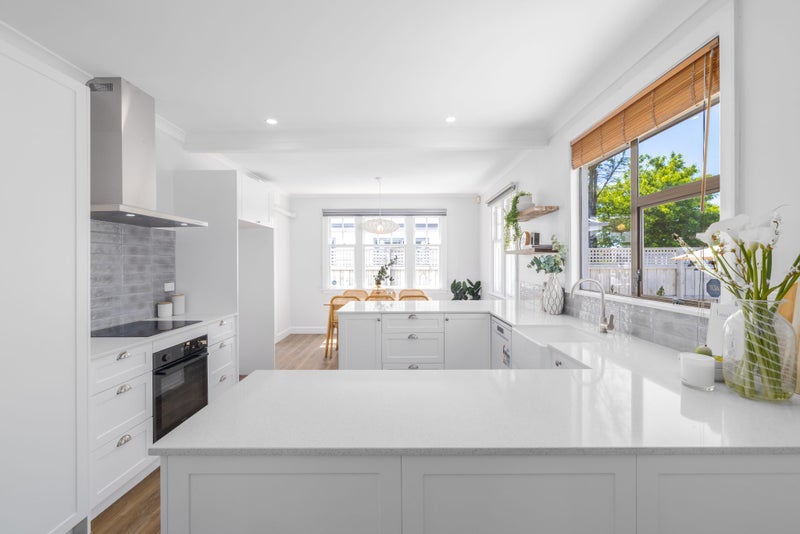 16 Murdoch Street, Bryndwr, Christchurch - Carousel 2