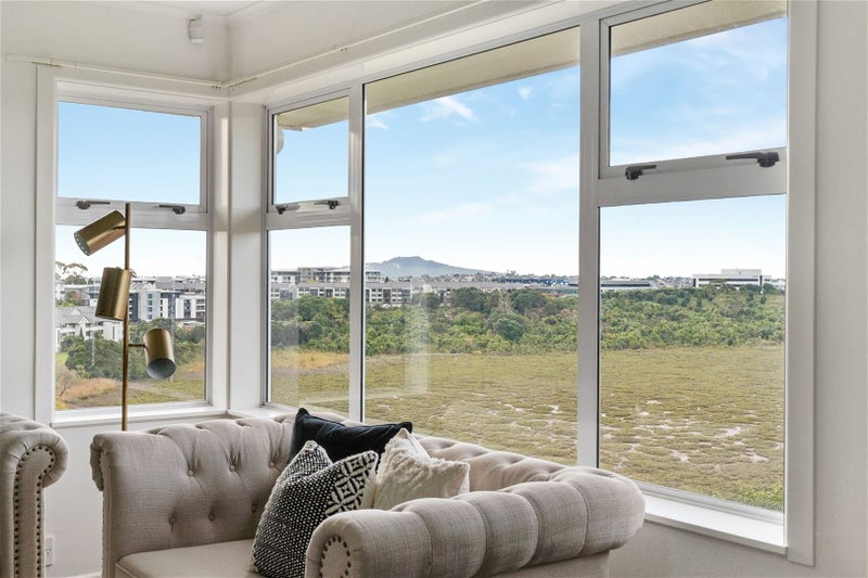 1/69 College Road, Northcote, Auckland - Carousel 23