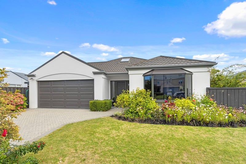 33 Beechwood Drive, Northwood, Christchurch - Carousel 1
