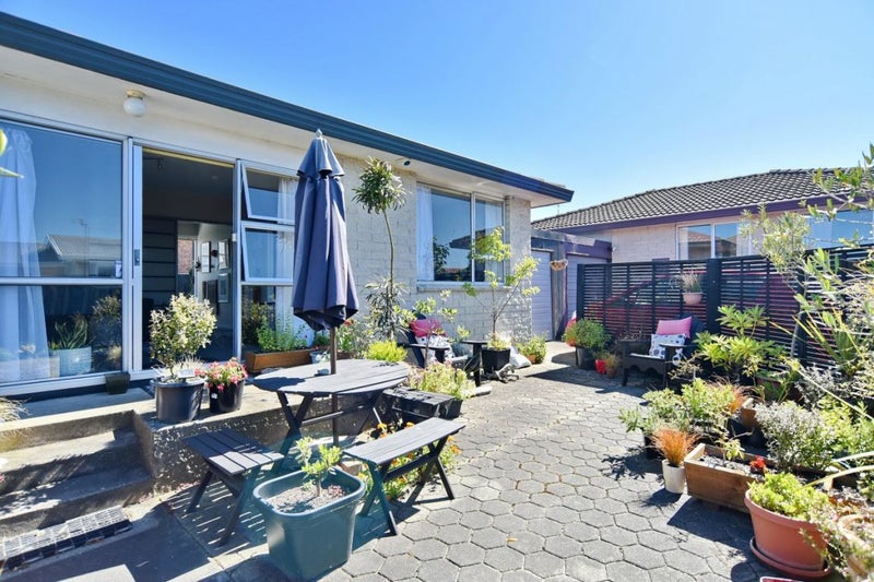 2/159 Shaw Avenue, New Brighton, Christchurch - Carousel 2