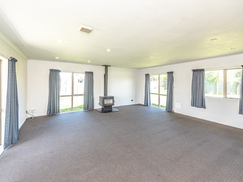 47 Kowhai Street, Castlecliff, Whanganui - Carousel 2