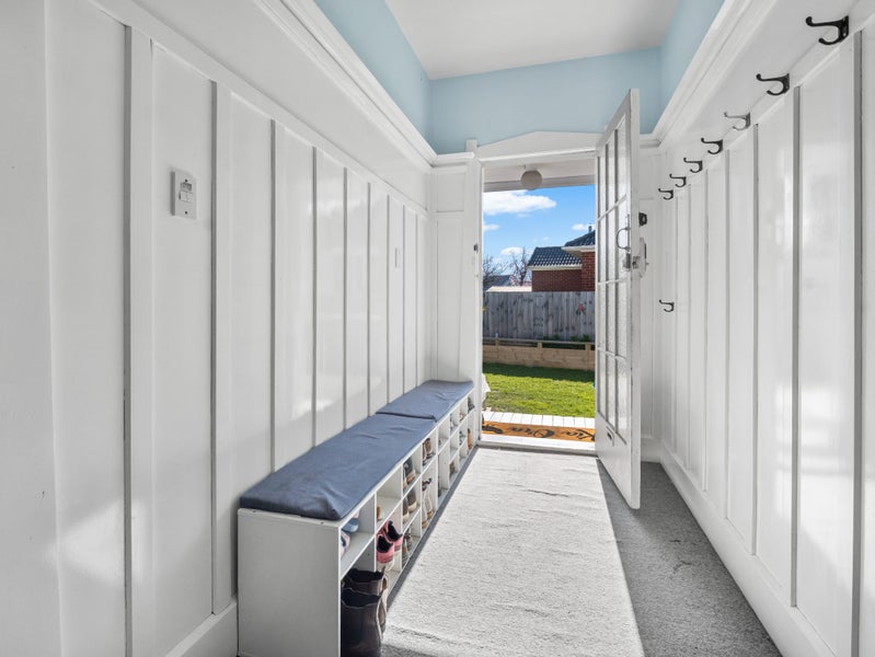 9 Piko Crescent, Riccarton, Christchurch - Carousel 2