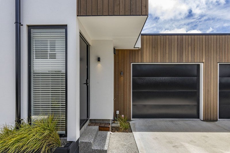 63 Waltham Road, Sydenham, Christchurch - Carousel 1