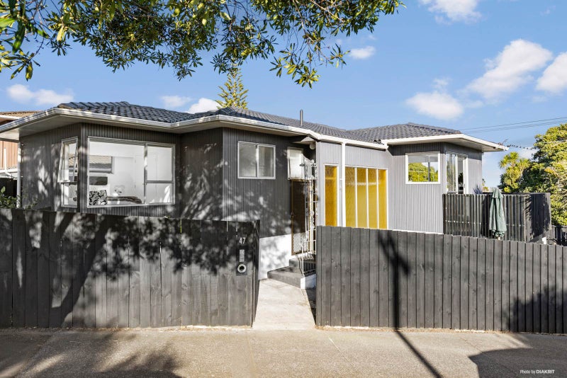 47 Quadrant Road, Onehunga, Auckland - Carousel 1